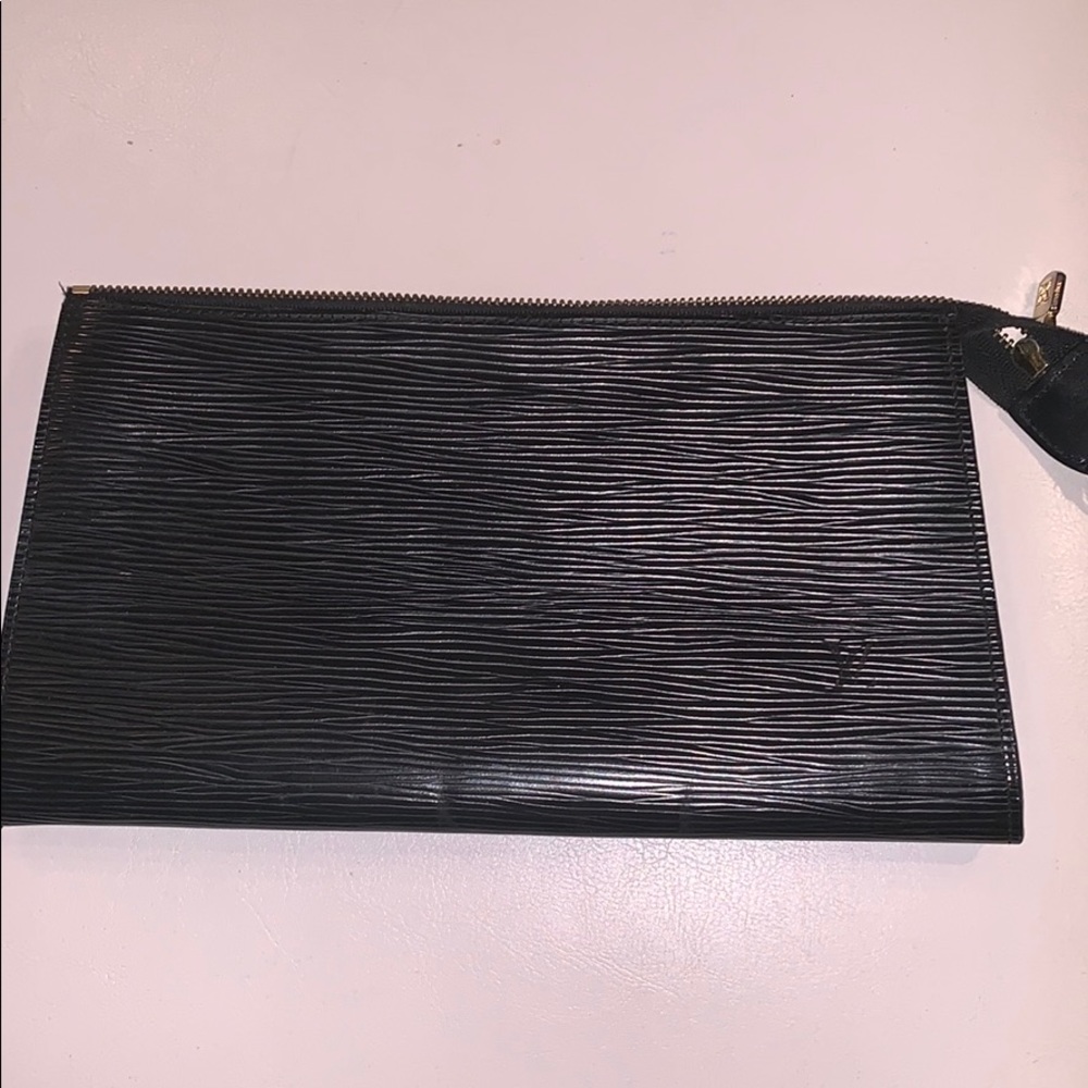 Louis Vuitton Epi Pouchette